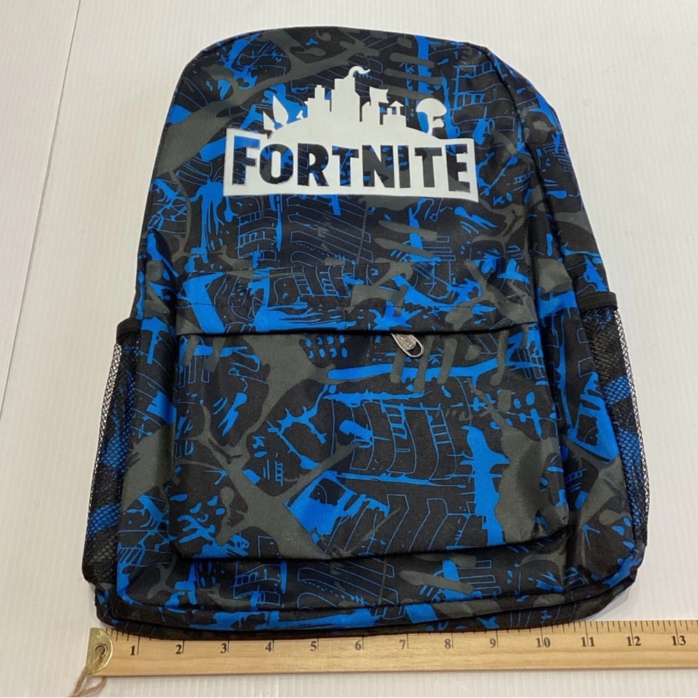 Fortnite Unisex Backpack Blue Black Zipper Adj Straps Full Size NWOT - Picture 4 of 4